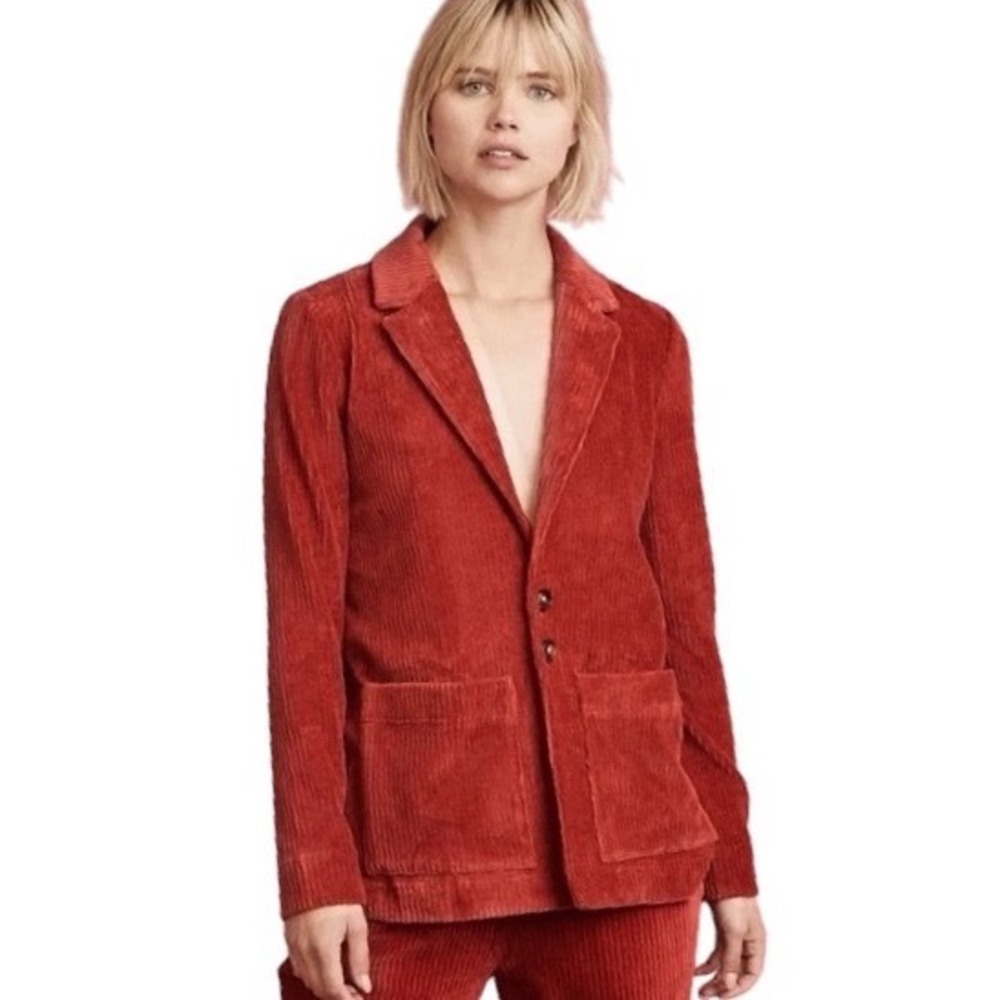 Marine Layer Women's Montreal Blazer
Rosewood Red Corduroy Blazer Jacket Small